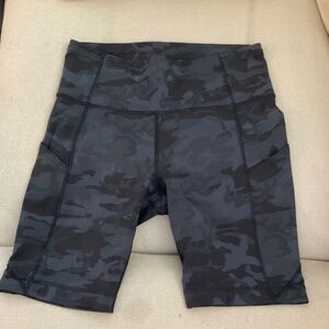 Lululemon  Align Shorts - size 8